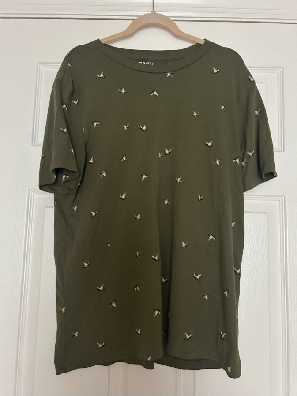 Old Navy Olive Green Short Sleeve Tee with duck print